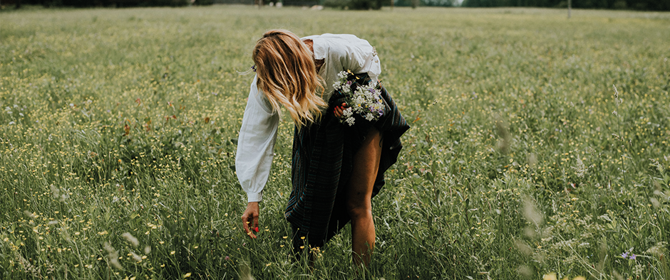Bruna ben på midsommar - såhär gör du