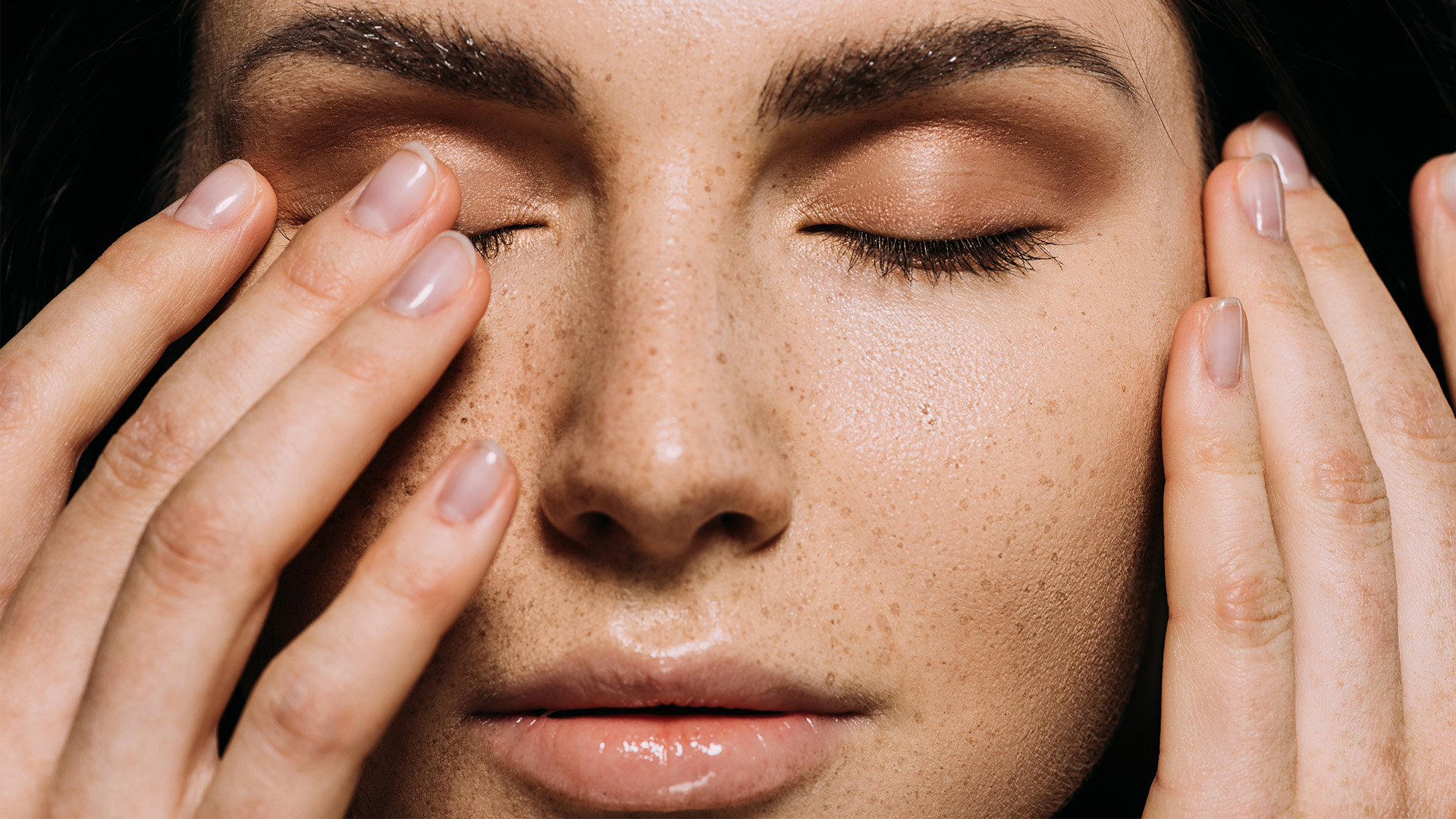 Yves Saint Laurent är din makeup-guru