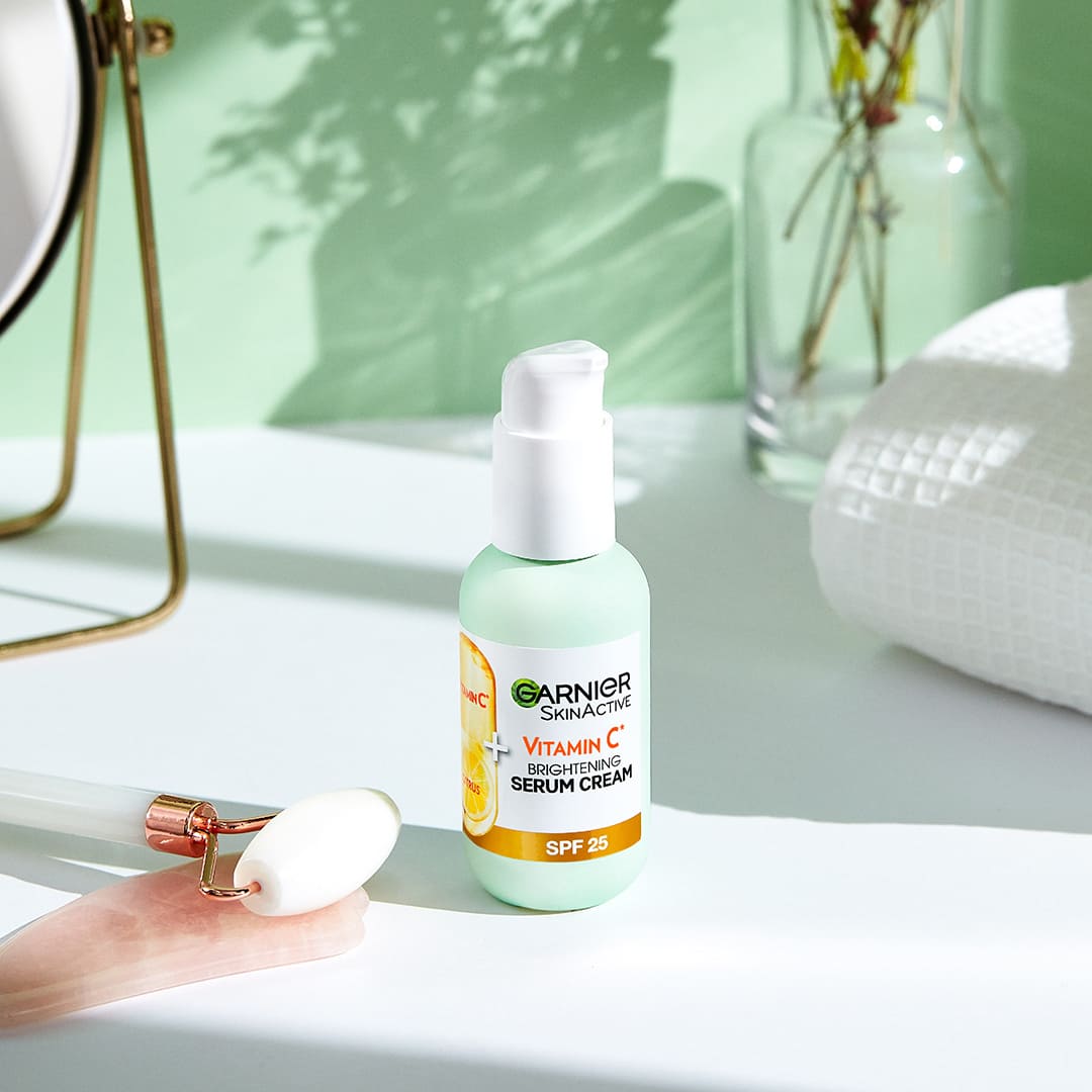 Garnier Skin Active Vitamin C Brightening And Glow Boosting Serum Cream 50 ml