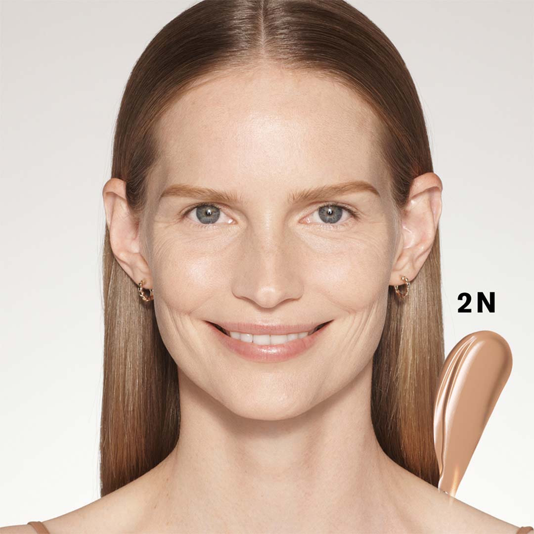 Estee Lauder Futurist Soft Touch Brightening Skincare Concealer 2N Light Medium