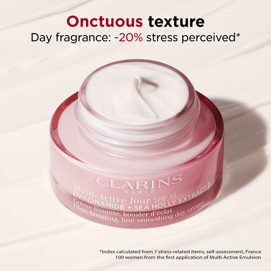 Clarins Multi Acive Glow Boosting Line Smoothing Day Cream All Skin Types Spf15