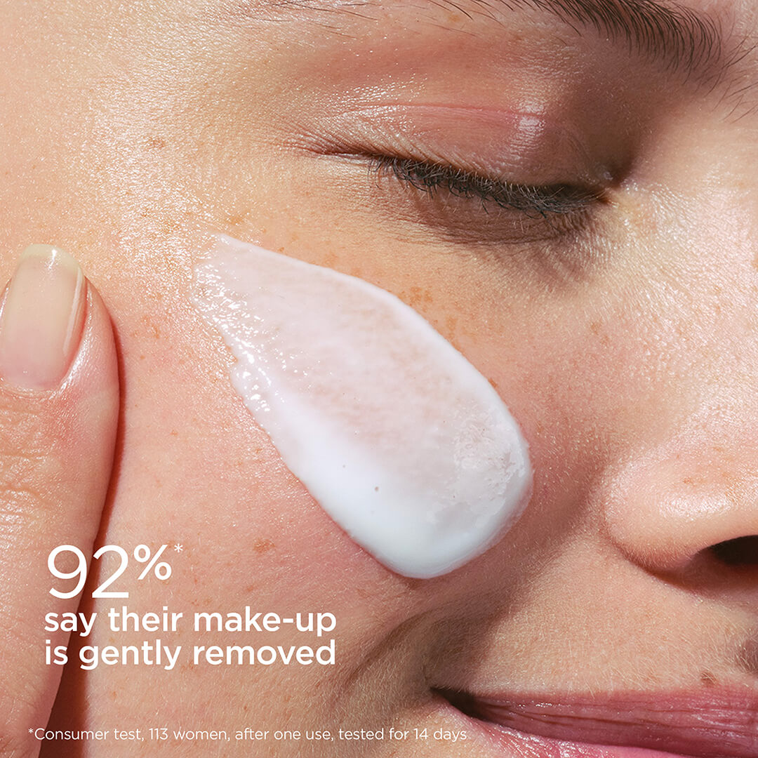 Clarins Velvet Cleansing Milk 200 ml