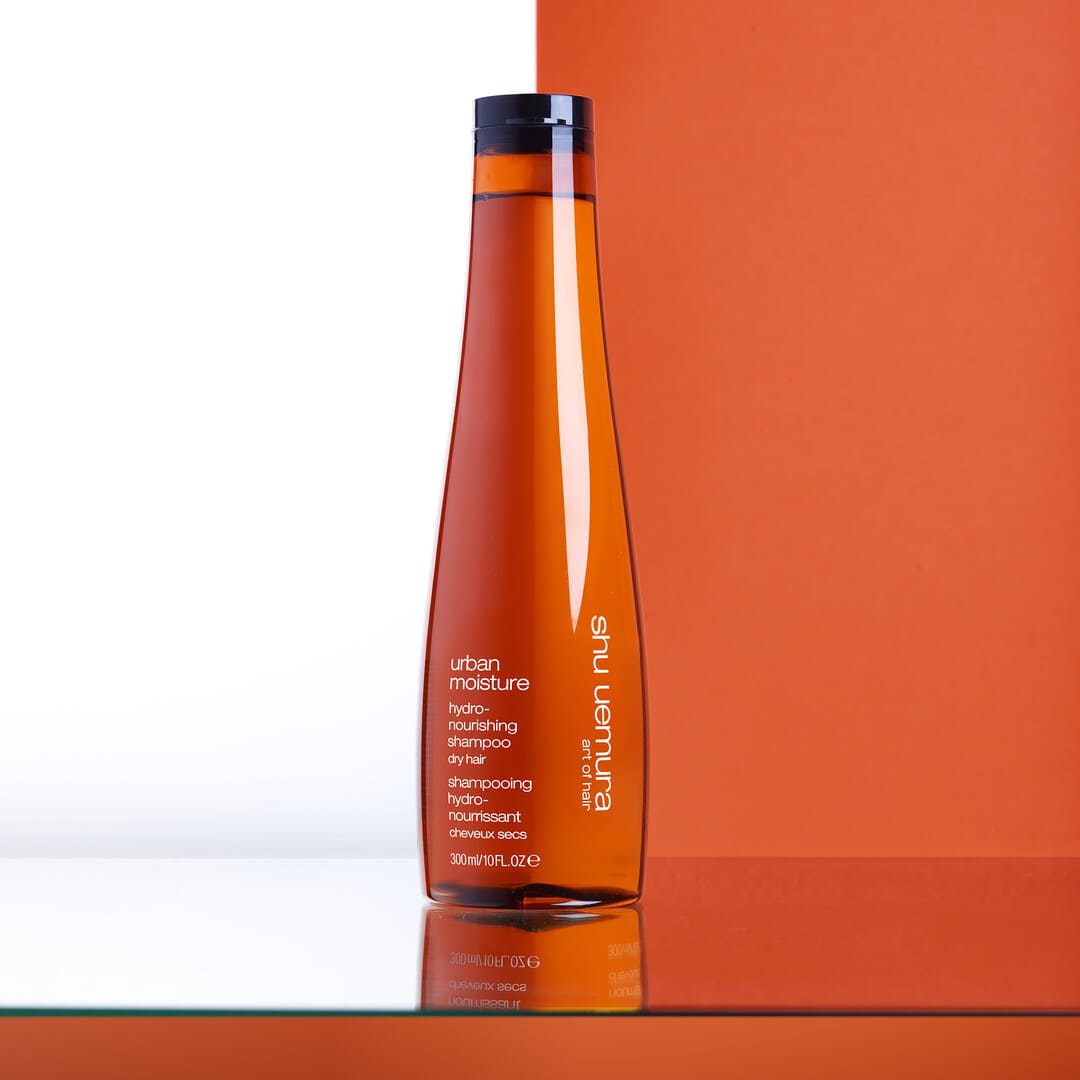 Shu Uemura Urban Moisture Shampoo 300 ml