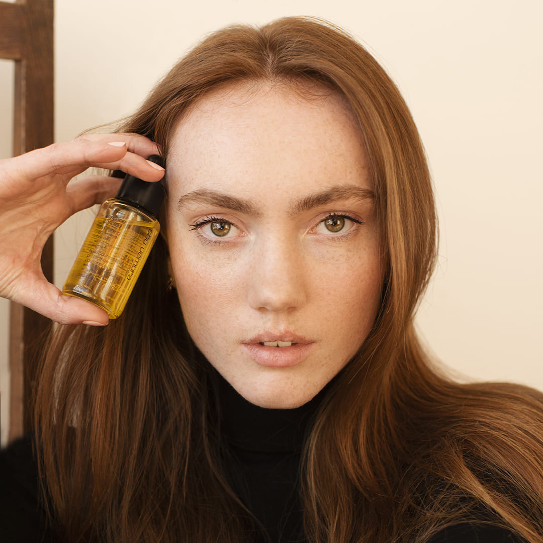 Shu Uemura Essence Absolue Nourishing Soothing Scalp Oil Concentrate 50 ml