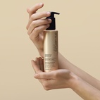 Shu Uemura Essence Absolue Nourishing Universal Hair And Skin Balm 150 ml
