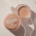 Essence Natural Matte Mousse Foundation 04 16g