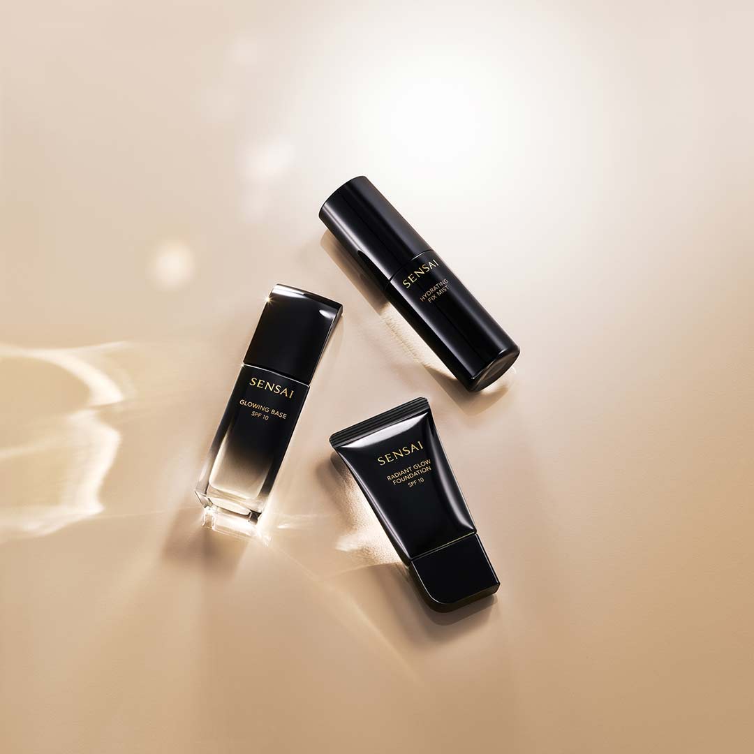 Sensai Radiant Glow Foundation Rg205 Mocha Beige 30 ml